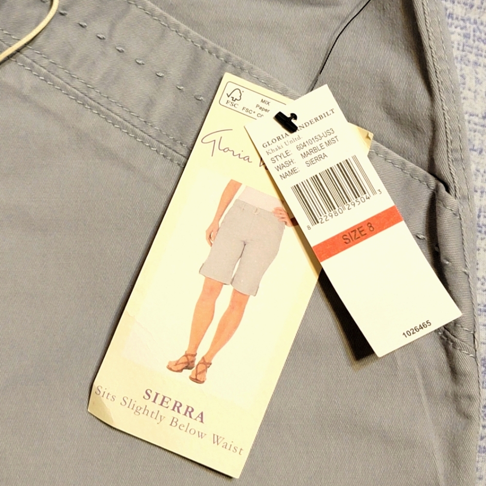 NEW Gloria Vanderbilt Grey Bermuda Shorts with Belt - Size 8 - LOWEST PRICE - Picture 3 of 5